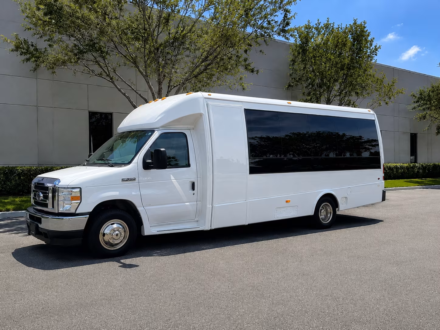 costamesacharterbuscompany com is here to make your multi stop wedding day run on schedule