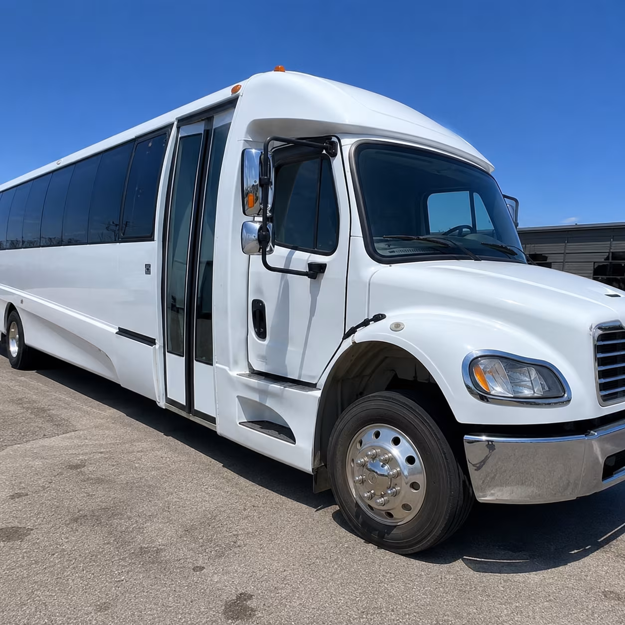 newport beach charter bus rentals for newport beach winery tours