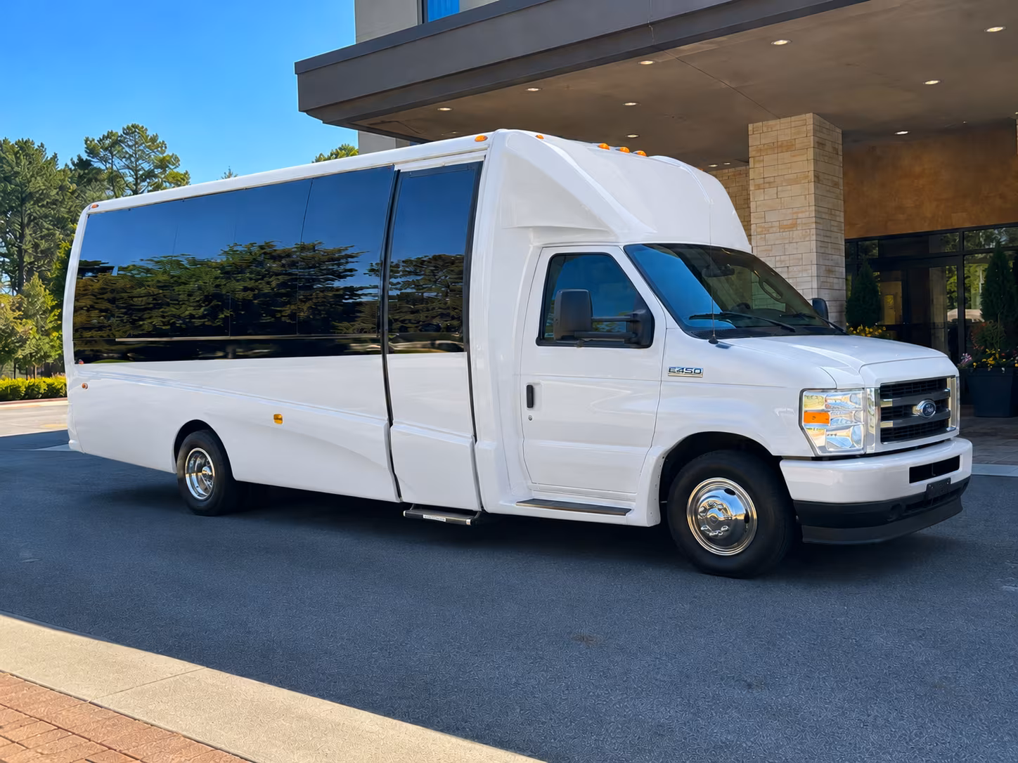 newport beach private bus rentals for newport beach concerts and festivals