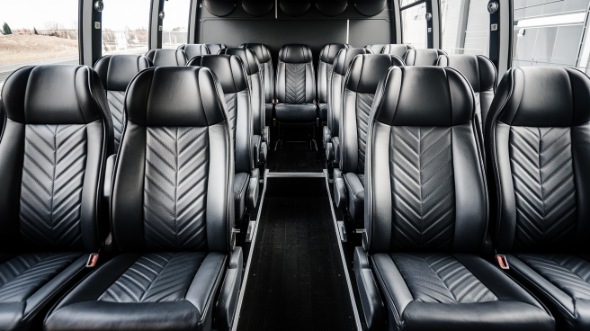 25 passenger minibus rental costa mesa