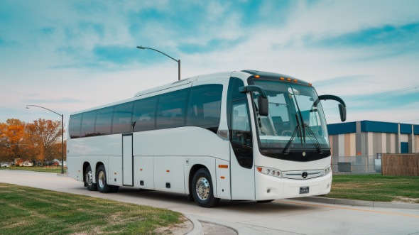 costa-mesa school trip bus rental